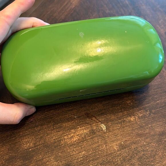 Kate spade green sunglasses case - Picture 3 of 3
